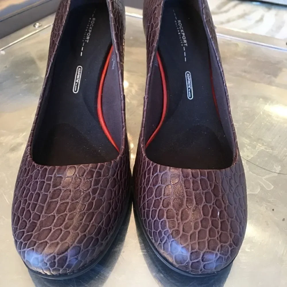 Rockport crocodile chocolate